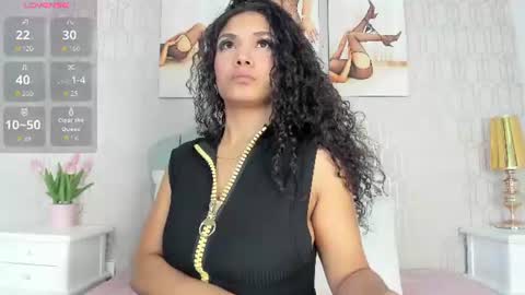 Snapshot of greymarii chatting on 06.17.26 Marii online show from 06.17.26