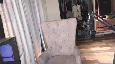 Greyslopez online show from 10.24.25