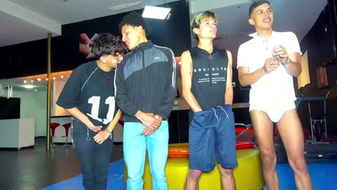 GRIVALS. THOMAS AND DAMIAND online show from 12.15.24