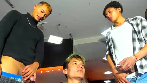 GRIVALS. THOMAS AND DAMIAND online show from 01.04.25