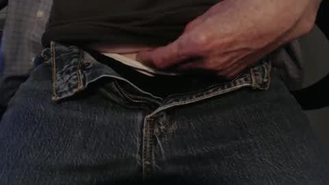 Snapshot of griz01 chatting on 03.27.26 griz01 online show from 03.27.26