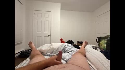 Snapshot of grizzly_uncut chatting on 09.30.25 grizzly_uncut online show from 09.30.25