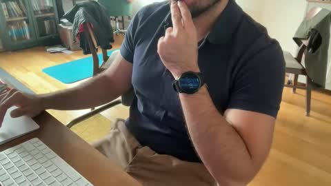 Snapshot of grnin9 chatting on 10.29.25 grnin9 online show from 10.29.25