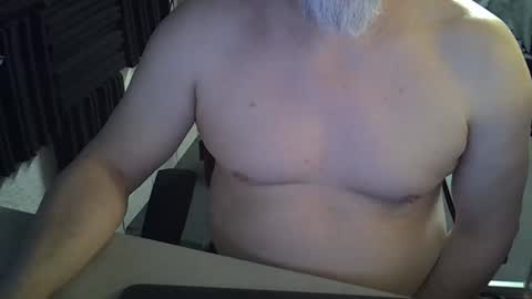 Snapshot of grooce_sub chatting on 03.21.26 Grooce online show from 03.21.26
