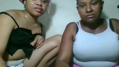 Snapshot of grotilde98 chatting on 11.02.25 grotilde98 online show from 11.02.25