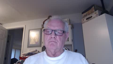 Snapshot of gspotlover1 chatting on 05.30.26 Horny Daddy online show from 05.30.26