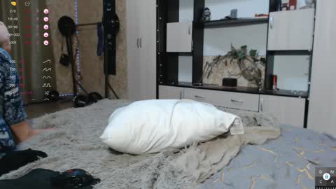 Eva online show from 02.15.25