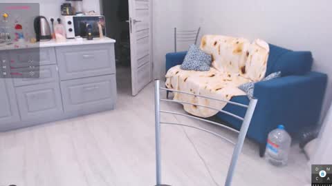 Snapshot of guantanamera_ chatting on 02.19.26 Eva online show from 02.19.26