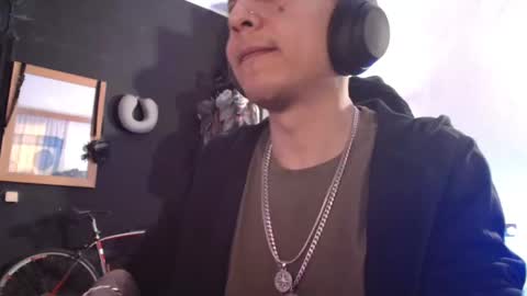 Snapshot of guayaco_ chatting on 02.08.25 Guayaco online show from 02.08.25