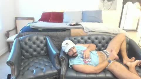 Snapshot of guccifendidior chatting on 09.22.25 guccifendidior online show from 09.22.25