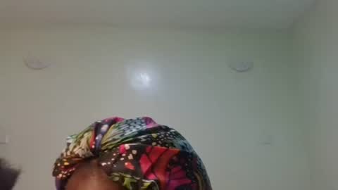 Snapshot of gud_lunah1 chatting on 06.26.26 gud_lunah1 online show from 06.26.26