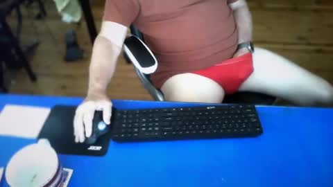 guesswhatigot2 online show from 04.15.26