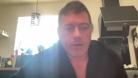 Snapshot of guil0 chatting on 10.26.25 guil0 online show from 10.26.25