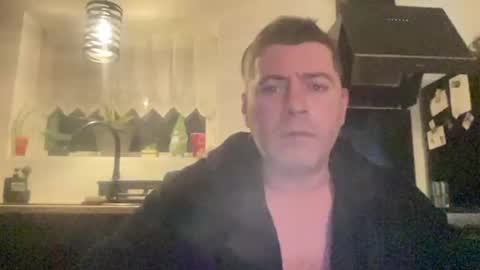 Snapshot of guil0 chatting on 02.14.26 guil0 online show from 02.14.26