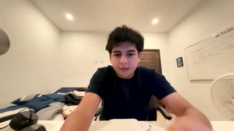 Snapshot of guillee3 chatting on 03.02.26 guillee3 online show from 03.02.26