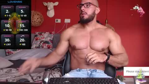 Snapshot of guillesmith2021 chatting on 01.17.25 Angel online show from 01.17.25