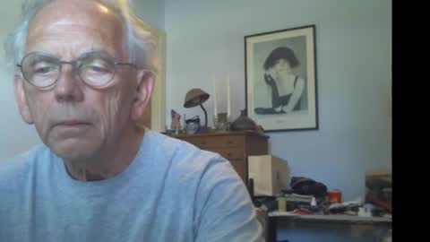 Snapshot of gulfcoast1952 chatting on 06.27.26 Roy online show from 06.27.26