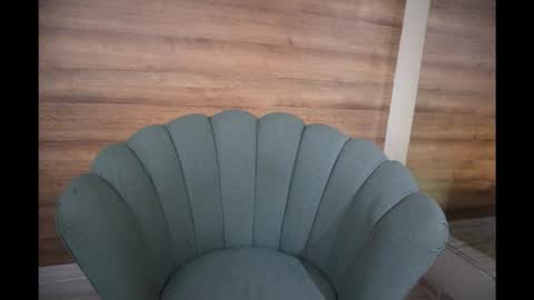 gummyluv online show from 12.14.25