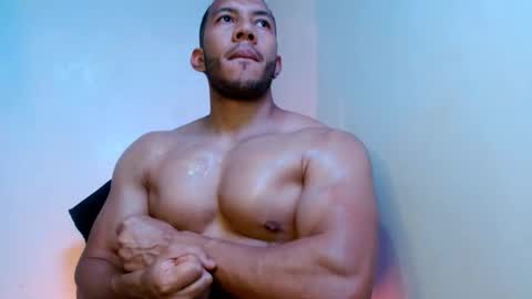 holl latino online show from 03.29.26