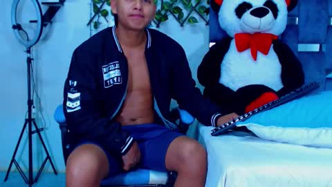 Hakim online show from 11.09.25