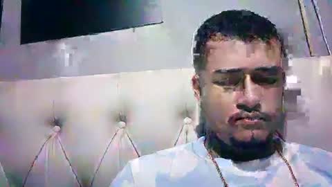 Snapshot of gustavo942493 chatting on 07.16.26 gustavo942493 online show from 07.16.26