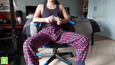 Flo online show from 02.12.25