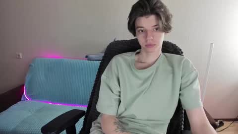 guy_liam1 online show from 02.11.25