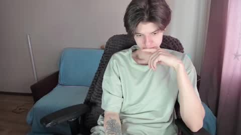 guy_liam1 online show from 03.10.25