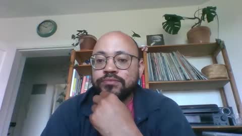 Snapshot of guy_wood15 chatting on 04.30.26 guy_wood15 online show from 04.30.26