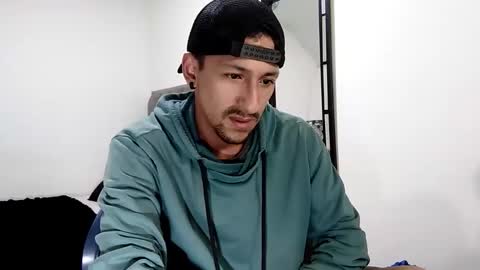 Snapshot of guykarim chatting on 01.25.25 karim online show from 01.25.25