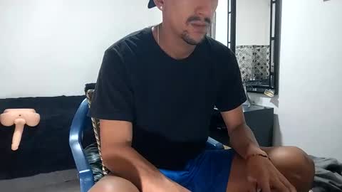 Snapshot of guykarim chatting on 03.09.25 karim online show from 03.09.25