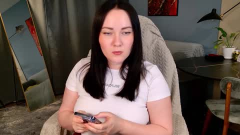 Snapshot of gwen_lady chatting on 03.24.26 Sweety Kitty online show from 03.24.26