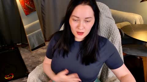 Snapshot of gwen_lady chatting on 04.26.26 Sweety Kitty online show from 04.26.26