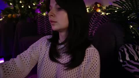 gwenhilton online show from 02.27.25