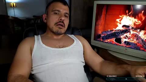 Snapshot of gymd4ddy chatting on 04.29.26 gymd4ddy online show from 04.29.26