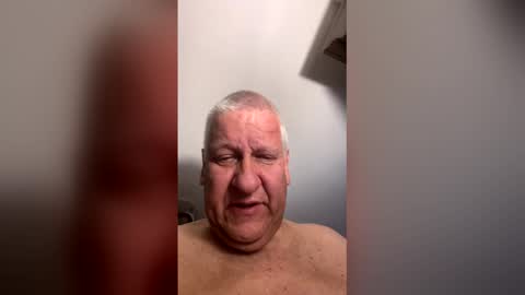 Snapshot of gymrat1123 chatting on 03.12.26 gymrat1123 online show from 03.12.26