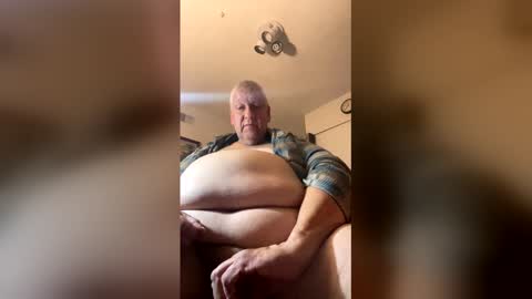 Snapshot of gymrat1123 chatting on 03.17.26 gymrat1123 online show from 03.17.26