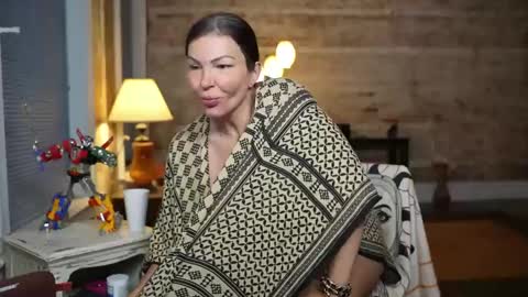 Snapshot of gypsy_rebellion chatting on 09.14.25 Gypsy online show from 09.14.25