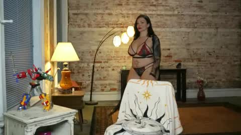 Snapshot of gypsy_rebellion chatting on 09.20.25 Gypsy online show from 09.20.25