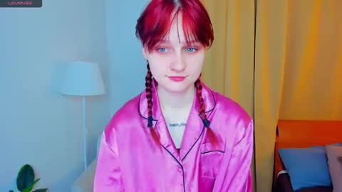 Kelly  Lilly online show from 11.01.25