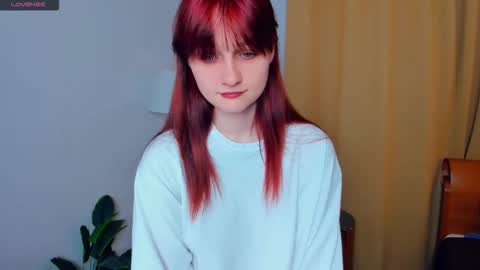 Kelly  Lilly online show from 11.04.25