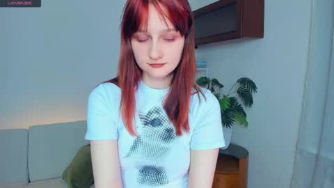 Kelly  Lilly online show from 11.25.25