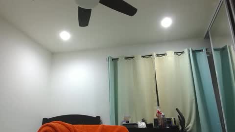 h0nest84 online show from 12.31.24