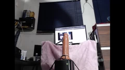 Snapshot of h_flex_cam chatting on 11.05.25 Flex Cam online show from 11.05.25