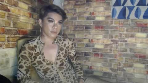 Snapshot of hadasam26 chatting on 01.12.25 SAM online show from 01.12.25