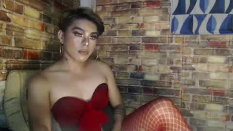 Snapshot of hadasam26 chatting on 01.27.25 SAM online show from 01.27.25