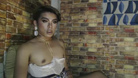 Snapshot of hadasam26 chatting on 02.08.25 SAM online show from 02.08.25