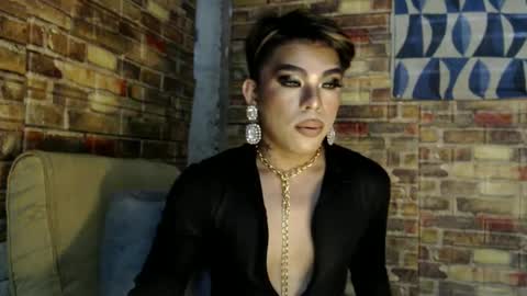 Snapshot of hadasam26 chatting on 02.11.25 SAM online show from 02.11.25