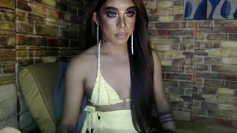 Snapshot of hadasam26 chatting on 09.08.25 SAM online show from 09.08.25