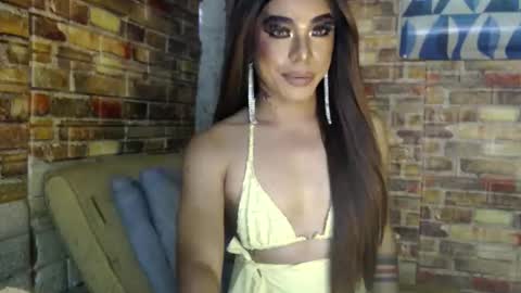 Snapshot of hadasam26 chatting on 09.25.25 SAM online show from 09.25.25